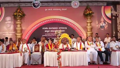 ಮತಕ್ಕಾಗಿ ಅನ್ಯಭಾಷಿಕರು, ವಲಸಿಗರ ಪೋಷಣೆ