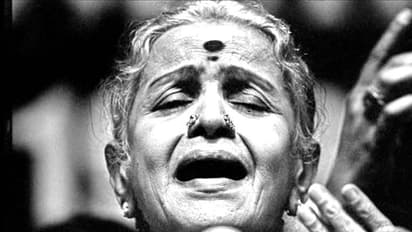 എം.എസ് സുബ്ബലക്ഷ്മിയുടെ ഈ യൗവനകാല ചിത്രം  നിങ്ങളെ അമ്പരപ്പിക്കുക തന്നെ ചെയ്യും!