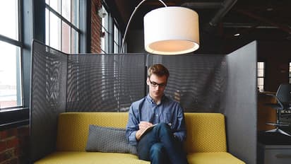 5 habits that could make you unpopular at the workplace