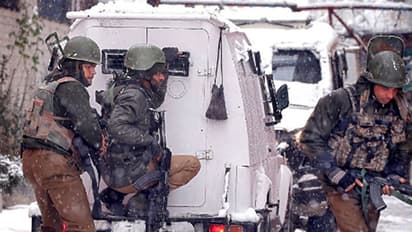 കശ്മീരില് തുടര്ച്ചയായ മൂന്നാം ദിവസവും ഭീകരാക്രമണം; സുജ്വാനില് ഒരു സൈനികന് കൂടി കൊല്ലപ്പെട്ടു