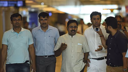 Dinakaran used 'illegal channels' to send bribe money to Delhi