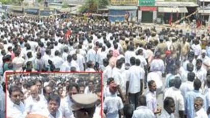 மு.க.ஸ்டாலினை கைது செய்ததற்கு கண்டனம் தெரிவித்து சாலை மறியல் செய்த திமுகவினர் 1200 பேர் கைது…