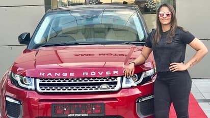 പെണ്സ്വപ്നങ്ങള്ക്ക് കരുത്തു പകര്ന്നവളുടെ യാത്ര ഇനി അരക്കോടിയുടെ റേഞ്ച് റോവറില്