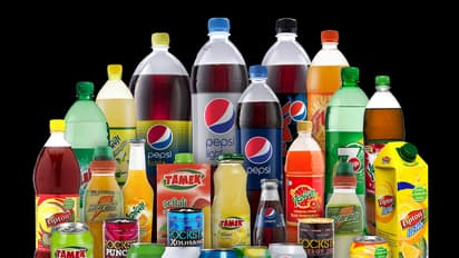 కూల్ డ్రింక్స్ తాగుతున్నారా.. అయితే జాగ్రత్త.. మీ ఆరోగ్యం ప్రమాదంలో ఉన్నట్టే!