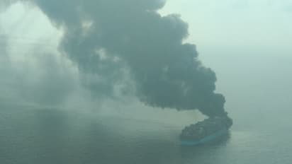 పది గంటలపాటు సముద్రంలోనే ఆ యువతి, చివరికిలా...