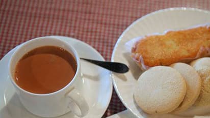 Irani Chai : ஹைதராபாத் ஸ்பெஷல் 'இரானி டீ'... இனி நீங்களும் வீட்டில் செய்யலாம்.. ரெசிபி இதோ!