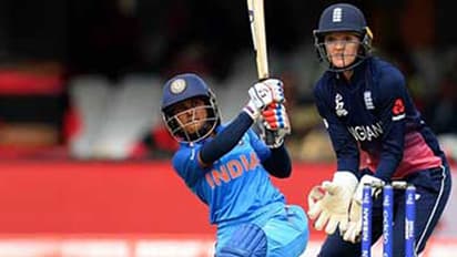 ജ്യോതിഷ പ്രവചനം ശരിയായി; ഇന്ത്യന് വനിതകള്ക്ക് കിരീടമില്ല.!