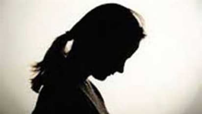 14 வயது சிறுமியை கர்ப்பமாக்கி ரூ.3 லட்சம் தருவதாக பேரம்...! மனைவி 6 மாத கர்ப்பம்..!