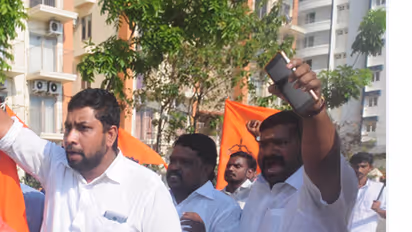Shiv Sena's moral brigade attack youth in Kochi as police look the other way