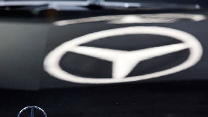 దఫాల వారీ చెల్లింపులు.. రెండేళ్ల కాంప్లిమెంటరీ బీమా.. ఇవీ బెంజ్ ఆఫర్లు