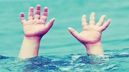 ആലപ്പുഴയില് ഒന്നര വയസുകാരൻ ആറ്റിൽ വീണ് മരിച്ചു