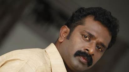 നഗ്നതാ പ്രദര്ശന കേസിൽ നടൻ ശ്രീജിത്ത് രവിയെ കുടുക്കിയത് കറുത്ത സഫാരി കാറും സിസിടിവിയും