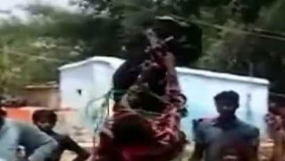 ഫോണ് മോഷ്ടിച്ചെന്ന് ആരോപണം; യുവാവിനെ മര്ദിച്ച് ക്രെയിനില് തലകീഴായി കെട്ടിത്തൂക്കി