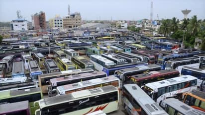 இன்று முதல் கண்காணிப்பு வட்டத்திற்குள் வருகிறது கூடுதல் கட்டணம் வசூலிக்கும் ஆம்னி பேருந்துகள்…