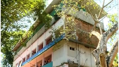 സ്കൂള് കെട്ടിടത്തിന് മുകളില് നിന്ന് ചാടി വിദ്യാര്ത്ഥി ആത്മഹത്യക്ക് ശ്രമിച്ചു