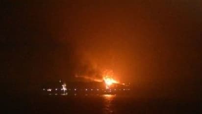 ലക്ഷദീപിന് സമീപം ചരക്കുകപ്പലിന് തീ പിടിച്ചു; നാല് പേരെ കാണാതായി