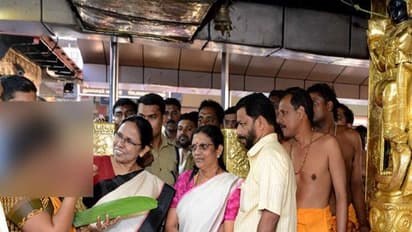 சபரிமலை ஐயப்பன் கோயிலில் அமைச்சருடன் இளம் பெண் நுழைந்ததால் சர்ச்சை.... விசாரணை நடத்த இந்து அமைப்புகள் கோரிக்கை