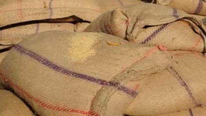 താറാവ് തീറ്റയ്ക്കായി 1400 കിലോ റേഷനരി; സ്വകാര്യ വ്യക്തിയുടെ ഗോഡൗണിൽനിന്ന് വീണ്ടും റേഷനരി പിടികൂടി