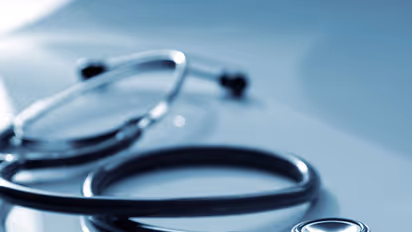 സാധാരണക്കാരന്‍ ഡോക്ടറാവേണ്ട  എന്ന് തീരുമാനിക്കുന്നവരേ വായിക്കുക, ഈ ഡോക്ടറുടെ പൊള്ളുന്ന ജീവിതം!