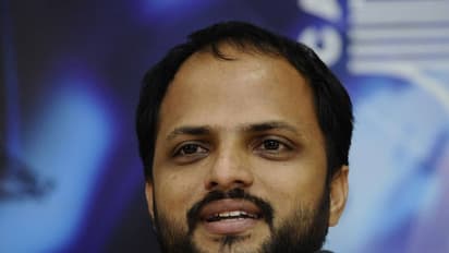 Director Jude Anthany trolled hard for mocking minister MM Mani