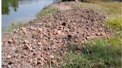 Chandrababu warns people involved in sand mafia in AP