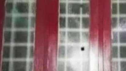 കറുത്ത സ്റ്റിക്കറുകള്; പിന്നില് സിസിടിവി വില്പ്പനക്കാരെന്ന് സൂചന