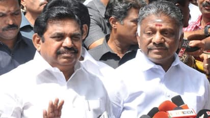 கருணாநிதியை நேரில் பார்த்தோம்.. அவரது உடல்நிலை சீராக இருக்கிறது!! முதல்வர் பழனிசாமி பேட்டி