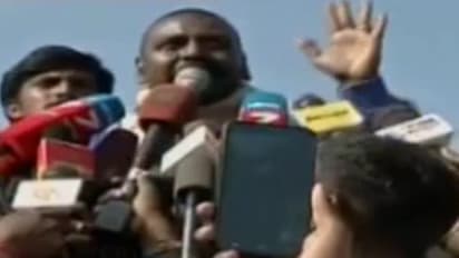 சட்டத்தை எங்களுக்காக சரித்திரமாய் மாற்று... பொங்கி எழுந்த லாரன்ஸ்....!!!