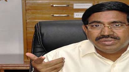 జగన్ చివరి అసెంబ్లీ సమావేశాలకి రాకపోవడానికి కారణం అదే: నారాయణ