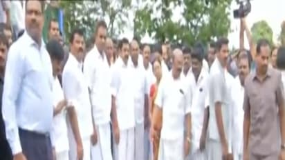 களத்தில் குதித்த முதல்வர் பழனிசாமி..! மழை பாதிப்பு நடவடிக்கைகளை நேரில் ஆய்வு..!