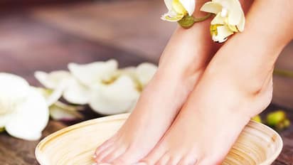 വിണ്ടുകീറിയ പാദങ്ങള്‍ക്കൊരു പ്രതിവിധി