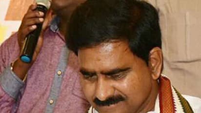 కరెంట్ తీగలు పట్టుకుని ప్రాణత్యాగానికి సిద్దమే...: దేవినేని ఉమకు మాజీ హోంమంత్రి సవాల్