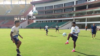 ബ്ലാസ്റ്റേഴ്സിന് തിരിച്ചടി; അടുത്ത രണ്ടു കളിയിലും ഹ്യൂസ് കളിക്കില്ല
