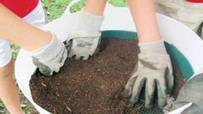 மட்கு உரத்தால் அப்படி என்னதான் நன்மைகள் கிடைக்கிறது? தெரிஞ்சுக்குங்க...