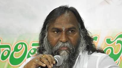 అజ్ఞాతంలో సంగారెడ్డి ఎమ్మెల్యే జగ్గారెడ్డి: టీఆర్ఎస్ ఆపరేషన్ ఆకర్ష్లో భాగమేనా