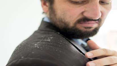 உங்களுக்குத் தெரியுமா? முருங்கை கீரையை அரைத்து தலையில் தேய்த்து குளித்தால் பொடுகு வராது…