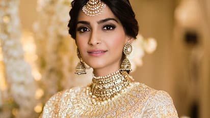 സ്ത്രീകളുടെ കൂടെയുള്ള ചിത്രീകരണം പിരിമുറുക്കം കുറച്ചെന്ന് സോനം കപൂര്