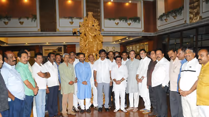 7 JD(S) leaders meet DK Suresh, Gujarat MLAs in Eagleton Resort [Photos]