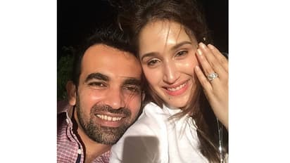 Delhi Daredevils skipper Zaheer Khan gets engaged to Chak de girl Sagarika Ghatge!