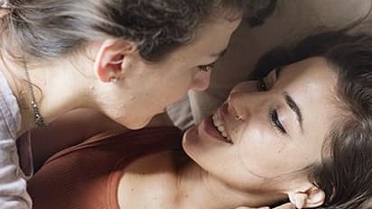 ಮಹಿಳೆಯರಿಬ್ಬರು ಸೆಕ್ಸ್'ಗೆ ಒಳಗಾಗುವಾಗ ಅವರಿಗೆ ಆಗುವ ಅನುಭವವೇನು ಗೊತ್ತೆ ? ಇಲ್ಲಿದೆ ಇಂಟರೆಸ್ಟೆಂಗ್ ಸುದ್ದಿ