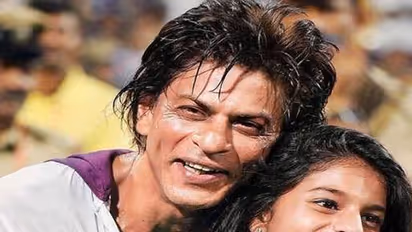 Wankhede brawl: Shah Rukh did not abuse in front of kids, Mumbai police