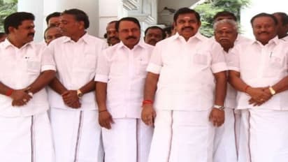 எடப்பாடி தலைமையில் தொடங்கியது அமைச்சரவை கூட்டம் - முக்கிய பிரச்சனைகள் குறித்து ஆலோசனை!!