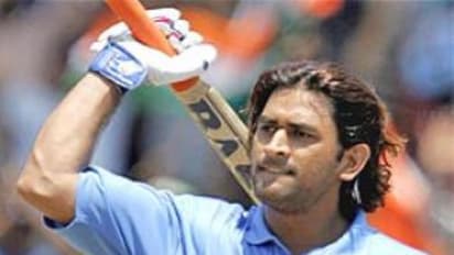 অবসরের ২ বছর পরও সমান জনপ্রিয়, ফিরে দেখা ২২ গজে 'ধোনি রাজ'