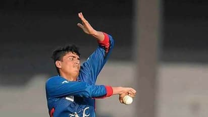 ಅಂತರಾಷ್ಟ್ರೀಯ ಕ್ರಿಕೆಟ್'ನ ಪದಾರ್ಪಣಾ ಪಂದ್ಯದಲ್ಲೇ ಮಿಂಚಿದ 16ರ ಬಾಲಕ..!