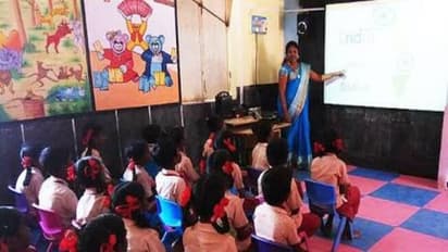 அரசுப் பள்ளி ஆசிரியர்கள் டியூசன் எடுக்குறீங்களா? இனிமே எடுக்காதீங்க..! அரசு அதிரடி உத்தரவு..!