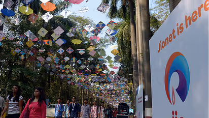 ಜಿಯೋನಿಂದ 10GB ಉಚಿತ ಡೇಟಾ! ಯಾರಿಗುಂಟು? ಯಾರಿಗಿಲ್ಲ?