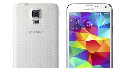 Samsung S5 survives dirt, rain and snow for 7 months