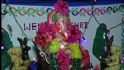 ವಿಸರ್ಜನೆ ಮಾಡಲು ಗಣೇಶನ ಮೂರ್ತಿ ಮೇಲೆ ಬರ್ತಿಲ್ಲ!: ಪವಾಡ ನೋಡಲು ಹರಿದು ಬರುತ್ತಿದೆ ಜನಸಾಗರ