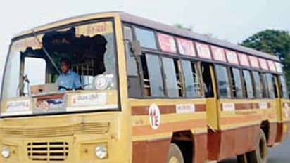 பாமக முழு அடைப்பு போராட்டம்; எட்டு அரசு பேருந்துகளின் கண்ணாடிகள் சுக்குநூறாக உடைப்பு...