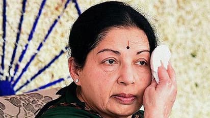 What caused heart attack to Jayalalithaa?